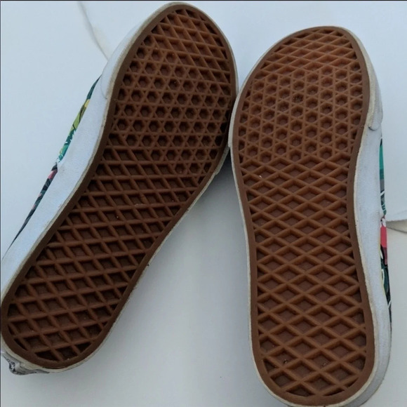 EUC WOMENS VANS - Picture 5 of 8